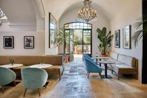 Posezení v ubytování Faustino Gran Relais & Chateaux