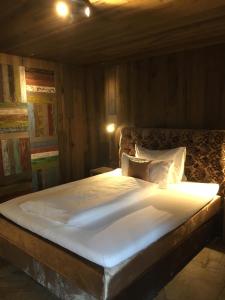 Postel nebo postele na pokoji v ubytování Hotel Fohlenhof