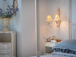 Posteľ alebo postele v izbe v ubytovaní Apartment Pieds dans l'eau 2 by Interhome
