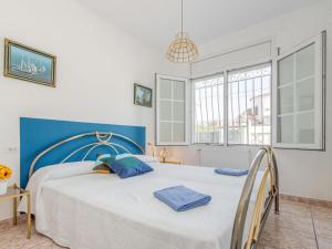 Postel nebo postele na pokoji v ubytování Holiday Home Residencia Marítima by Interhome