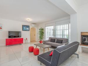 TV a/nebo společenská místnost v ubytování Holiday Home Residencia Marítima by Interhome