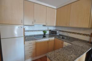 RNET - Stella Maris 4-5 - Roses Costa Brava, Roses – Updated ...