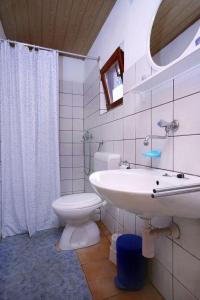 Kylpyhuone majoituspaikassa Apartment Basina (3450-2)