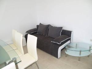 Część wypoczynkowa w obiekcie Apartment in Preko with Terrace, Air conditioning, WIFI, Washing machine (4568-2)
