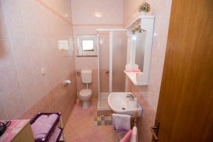 Kúpeľňa v ubytovaní House Lopar (73)