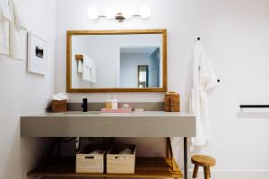 Fotografie z fotogalerie ubytování The Rockaway Hotel v Queensu