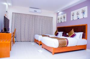 Una cama o camas en una habitación de HOTEL PLATINUM