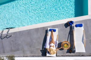 Piscina di Mythical Blue Luxury Suites o nelle vicinanze