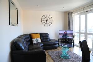 Seating area sa Letting Serviced Apartments - Sheppards Yard, Hemel Hempstead Old Town