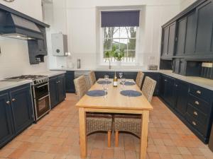 Billede fra billedgalleriet på 1 Tyn Y Caeau Apartment i Menai Bridge + 12 billeder