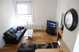 Atpūtas zona naktsmītnē Letting Serviced Apartments - Guards View, Windsor