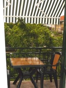 Balkón alebo terasa v ubytovaní Trogirsunset Apartments