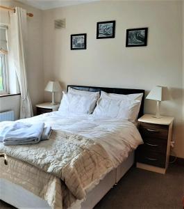 Posteľ alebo postele v izbe v ubytovaní Aaron Vale B&B