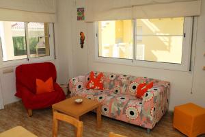 Posedenie v ubytovaní Riumar "Migjorn", 50m to beach, private pool, On-Site-Service, dog beach