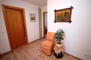 Posedenie v ubytovaní Riumar "El Cazador", 200m to beach, private pool, On-Site-Service, dog beach