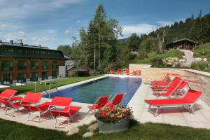 Bazén v ubytovaní Hotel Lukashansl alebo v jeho blízkosti