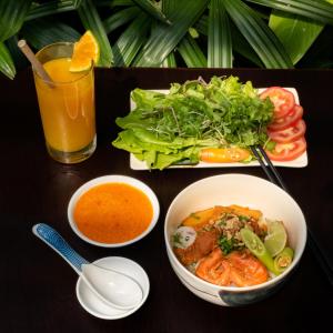 酒店内部或周边提供的食物