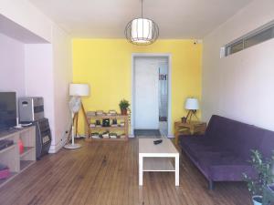 Uma área de estar em Hostal Vitalia