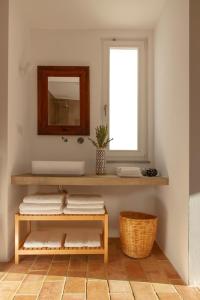 Koupelna v ubytování Quinta da Pintassilga