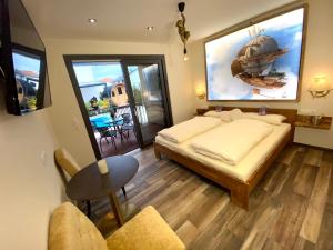 Uma cama ou camas num quarto em AVALON ideal gelegen zwischen Europapark und Rulantica