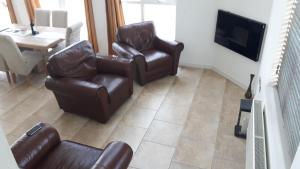 Gallery image of 3 Bed-Hot Tub-River View-Pet Friendly in Belturbet