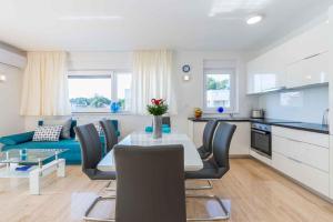 Fotografie z fotogalerie ubytování Apartment in Vir - Insel Vir 41244 v destinaci Vir