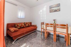 Fotografie z fotogalerie ubytování Apartments in Vir - Insel Vir 41292 v destinaci Vir