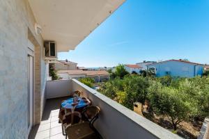 Fotografie z fotogalerie ubytování Apartments in Vir - Insel Vir 41292 v destinaci Vir