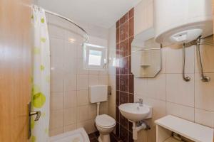 Fotografie z fotogalerie ubytování Apartments in Vir - Insel Vir 41292 v destinaci Vir