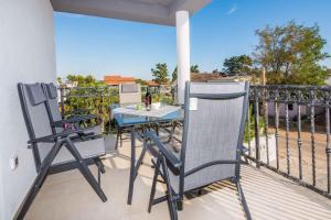 Fotografie z fotogalerie ubytování Apartments in Vir - Insel Vir 41247 v destinaci Vir