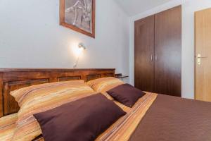 Fotografie z fotogalerie ubytování Apartments in Vir - Insel Vir 41292 v destinaci Vir