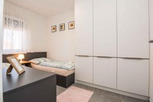 Fotografie z fotogalerie ubytování Apartments in Vir - Insel Vir 41247 v destinaci Vir + 37 fotografií