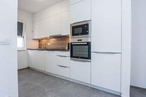 Fotografie z fotogalerie ubytování Apartments in Vir - Insel Vir 41247 v destinaci Vir