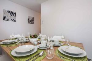 Fotografie z fotogalerie ubytování Apartments in Vir - Insel Vir 41247 v destinaci Vir