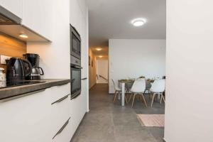 Fotografie z fotogalerie ubytování Apartments in Vir - Insel Vir 41247 v destinaci Vir