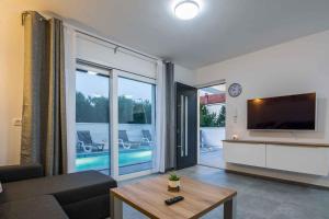 Fotografie z fotogalerie ubytování Apartments in Vir - Insel Vir 41247 v destinaci Vir