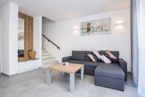 Fotografie z fotogalerie ubytování Apartments in Vir - Insel Vir 41247 v destinaci Vir