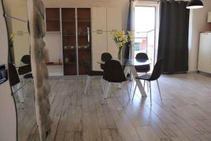 A seating area at Apartment in Lazise - Gardasee 40490