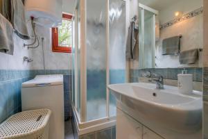 Fotografie z fotogalerie ubytování Apartment in Dramalj 41211 v destinaci Dramalj