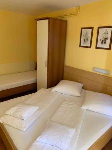 Fotografie z fotogalerie ubytování Apartments in Rab/Insel Rab 39960 v Rabu