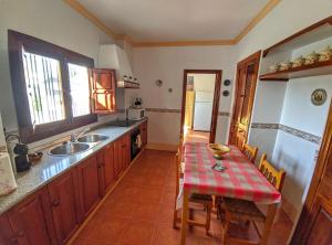 Kuchyň nebo kuchyňský kout v ubytování El Rancho Grande - Apartamento