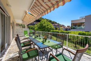 Balkón nebo terasa v ubytování Apartments in Moscenicka Draga 34827
