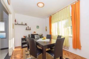 Fotografia z galérie ubytovania Apartment in Crikvenica 38031 v destinácii Crikvenica