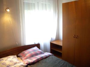 Postel nebo postele na pokoji v ubytování Holiday home in Fonyod - Balaton 38001