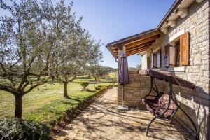 Vonkajšia záhrada v ubytovaní Holiday home in Rovinj - Istrien 36983