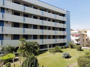 The building in which Az apartmant is located