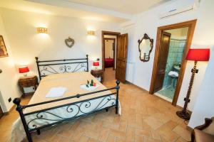 Posteľ alebo postele v izbe v ubytovaní Holiday home Montefiascone - Latium 30408