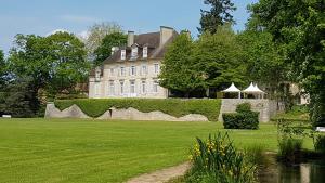 Gallery image of Château de Rigny in Gray