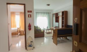 Μια τηλεόραση ή/και κέντρο ψυχαγωγίας στο White Beach House