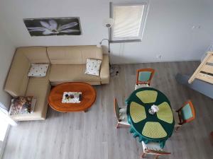 Posezení v ubytování Holiday home in Hluboka nad Vltavou 26850 + 8 fotografií